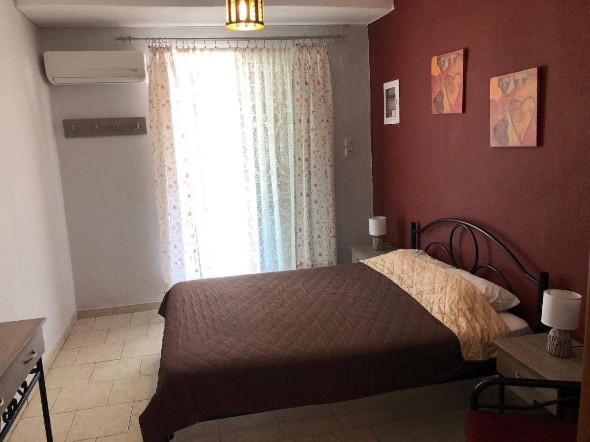 Eudokia Rooms サルティ エクステリア 写真